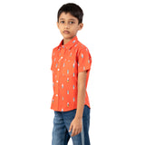 Youmaa Unique Print Half Sleeves Button Down Collared Shirt  - Red